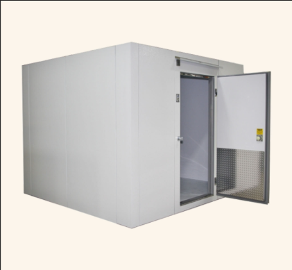 Nous proposons des solutions complètes de réfrigération professionnelle conçues pour garantir la conservation optimale de vos produits dans toutes les conditions. Notre expertise couvre l’installation de chambres froides performantes équipées de systèmes mono-block assurant stabilité, efficacité et fiabilité sur le long terme. Que ce soit pour de petites unités commerciales ou de grandes installations industrielles, nous adaptons chaque projet aux besoins spécifiques de votre activité. L’efficacité énergétique est au cœur de nos solutions afin de réduire vos coûts d’exploitation tout en maintenant des performances de refroidissement optimales. Nous veillons également au respect strict des normes d’hygiène et de sécurité en vigueur dans le secteur. En plus de l’installation, nous proposons des services de maintenance et d’assistance technique pour assurer un fonctionnement continu et limiter les interruptions. Nos solutions s’adressent aux commerces, restaurants, hôtels et entreprises de distribution alimentaire. Elles permettent d’améliorer la chaîne du froid, de prolonger la durée de conservation des produits et d’assurer la qualité des marchandises jusqu’au client final.